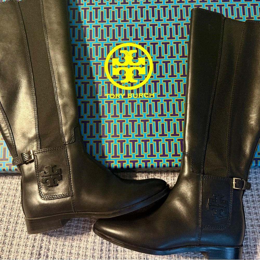 Tory Burch Perfect Black Wyatt 2 Boot Calf Leather Stretch. Like New! - Picture 3 of 12